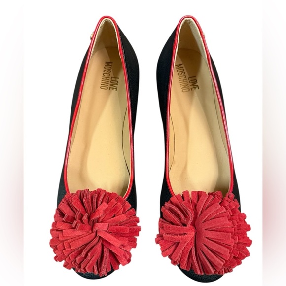 Love Moschino Red Puff Pom Pom Black Leather Flats Size 38/ US 8 - Picture 2 of 10
